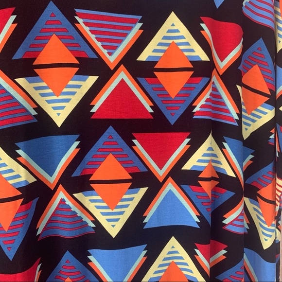 NWT LuLaRoe Small Irma Colorful Triangles - Picture 7 of 9